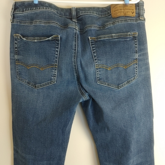 American Eagle Men's Blue Jeans Sz 34x30 Medium Wash Straight - Picture 7 of 10